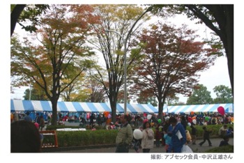 2004年あげお祭り会場(中沢さん撮影)