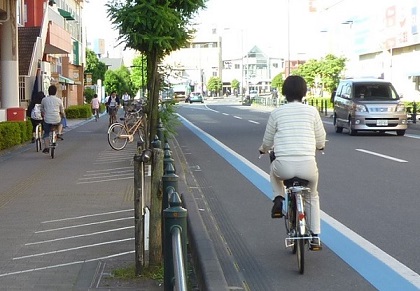 歩道走行が多い.jpg