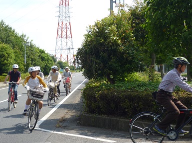 伊奈工業団地外周を・・・.jpg