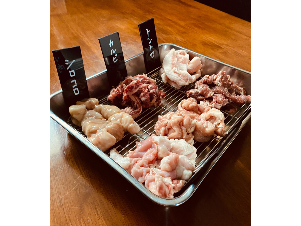 塩ホルモン三島まるたか 上尾店