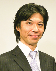 横山悟一氏