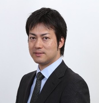 川村浩司氏